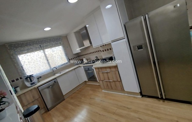 Herverkoop - Appartement / flat - Callosa de Segura - Comunidad Valenciana