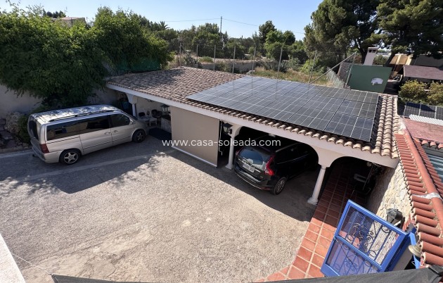 Resale - Villa - Elche