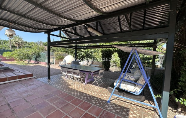 Resale - Villa - Elche