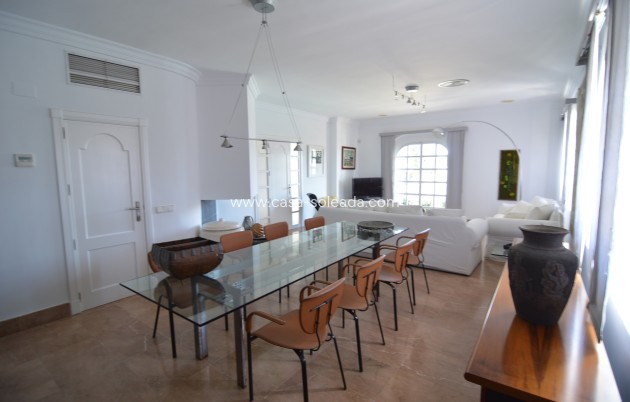 Herverkoop - Villa - Torrevieja