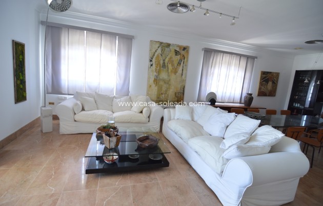 Herverkoop - Villa - Torrevieja