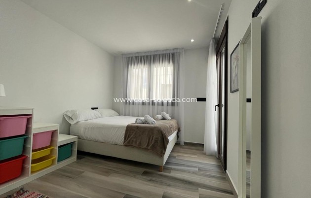 Herverkoop - Villa - Los Altos