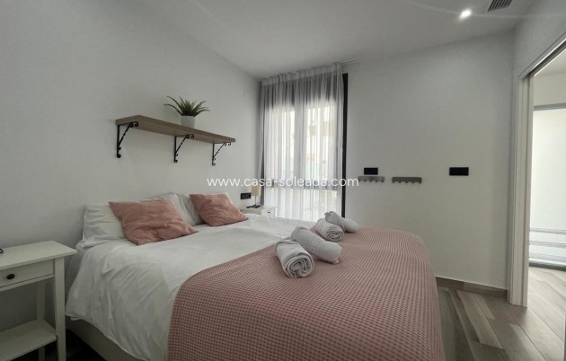 Herverkoop - Villa - Los Altos