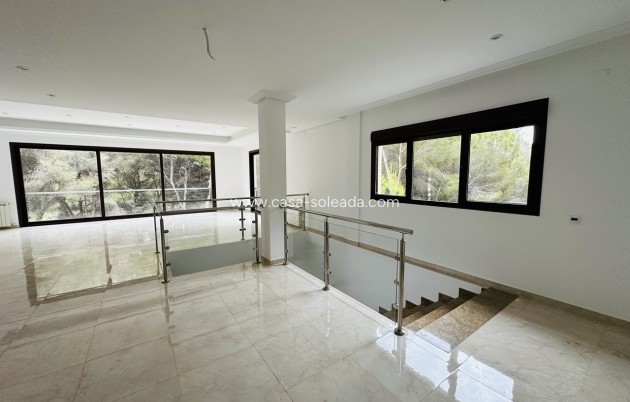 Obra nueva - Villa - Dehesa De Campoamor
