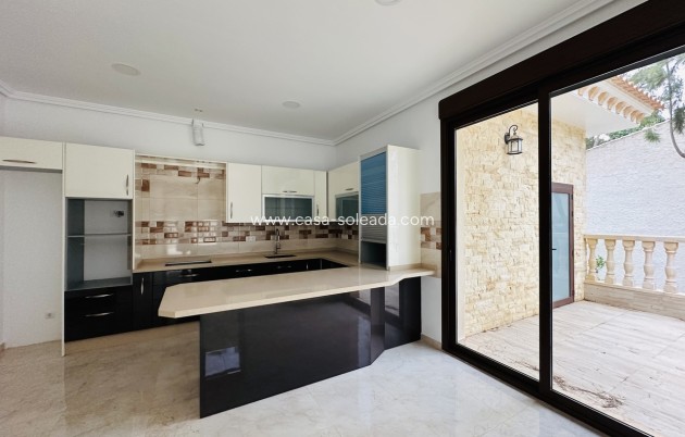 Obra nueva - Villa - Dehesa De Campoamor