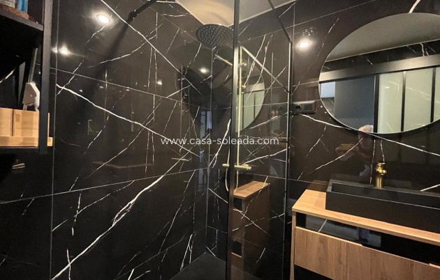 Reventa - Apartamento / piso - Torrevieja