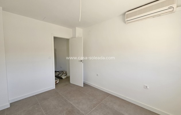Resale - Apartment / flat - La Zenia