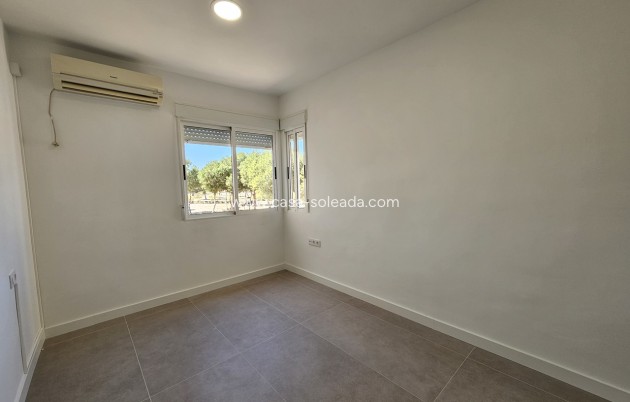 Resale - Apartment / flat - La Zenia
