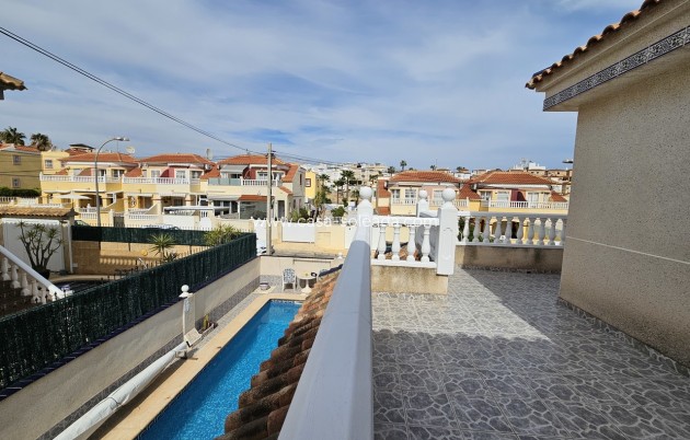 Herverkoop - Villa - Villamartin - Villamartín
