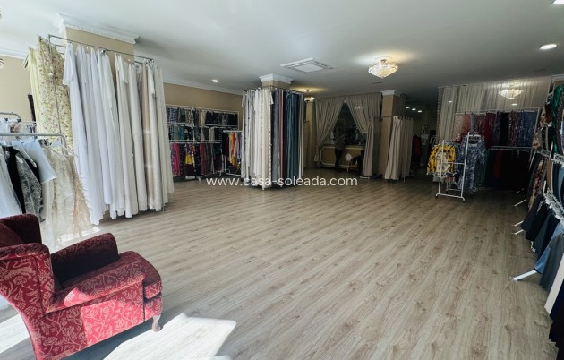 Revente - Commercial - Torrevieja