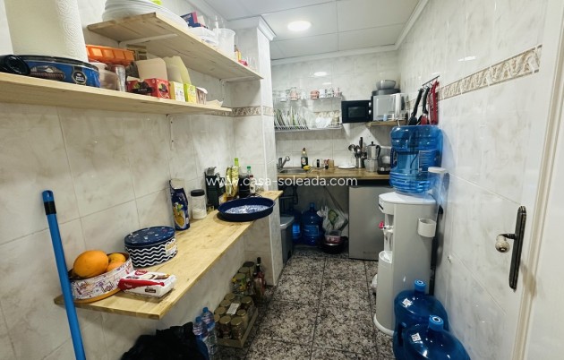 Revente - Commercial - Torrevieja