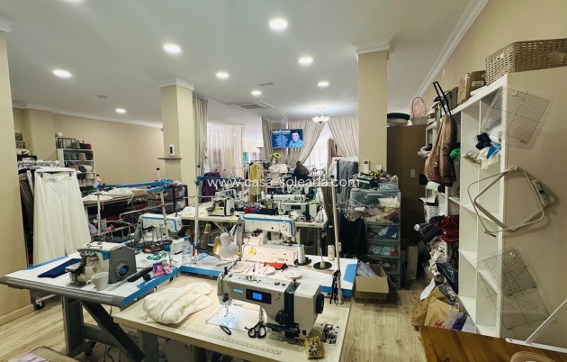 Revente - Commercial - Torrevieja