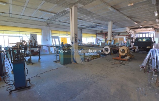 Resale - Commercial - San Miguel de Salinas