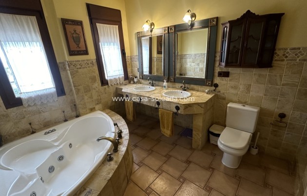 Revente - Villa - San Miguel de Salinas