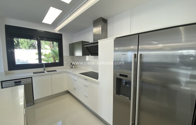 Reventa - Villa - San Miguel de Salinas