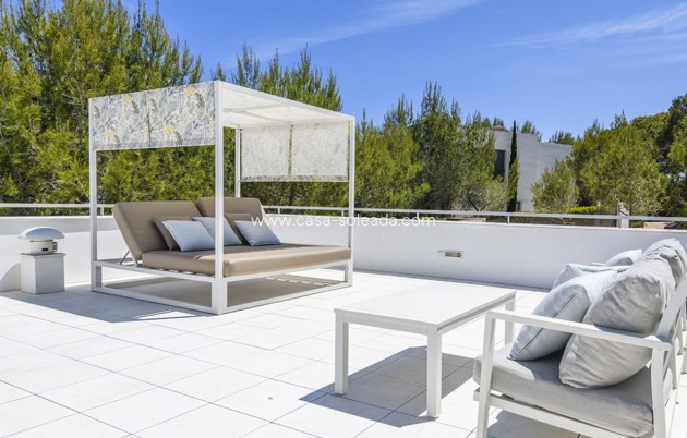 Resale - Villa - Las Colinas Golf Resort