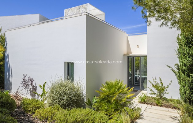 Resale - Villa - Las Colinas Golf Resort