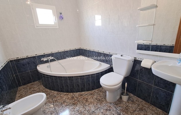 Reventa - Villa - Villamartin - Villamartín