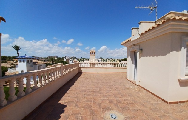 Resale - Villa - Cabo Roig