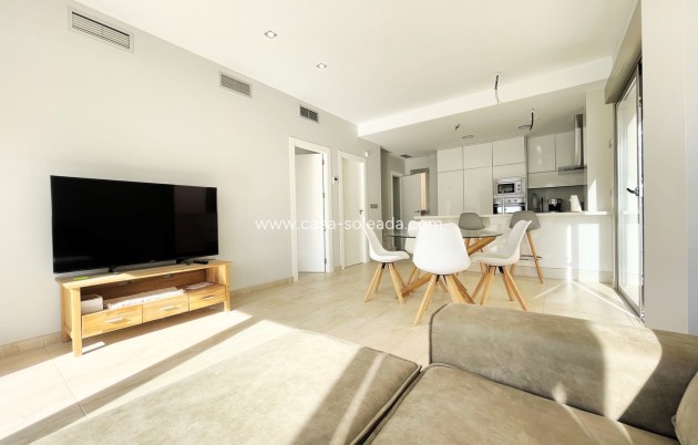Reventa - Villa - Villamartin - Villamartín