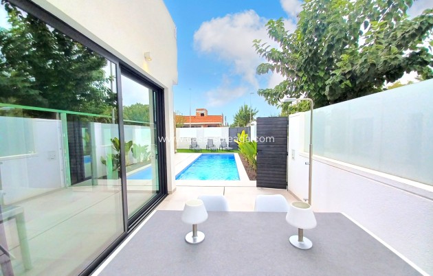 Reventa - Villa - Pilar de la Horadada