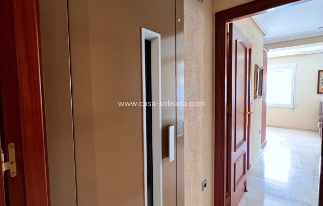 Resale - Apartment / flat - Torrevieja