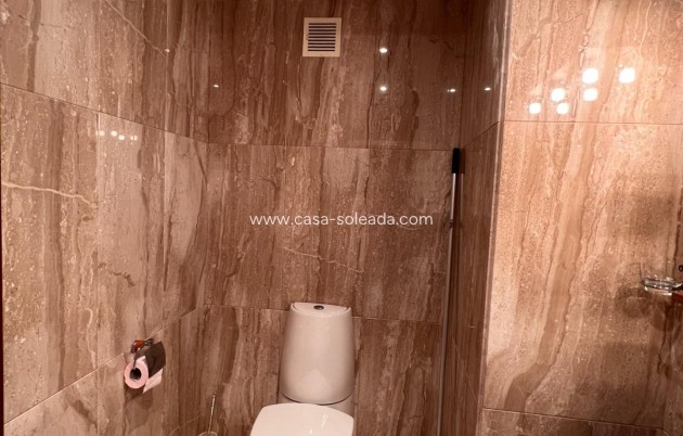 Resale - Apartment / flat - Torrevieja