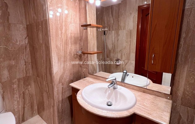 Resale - Apartment / flat - Torrevieja