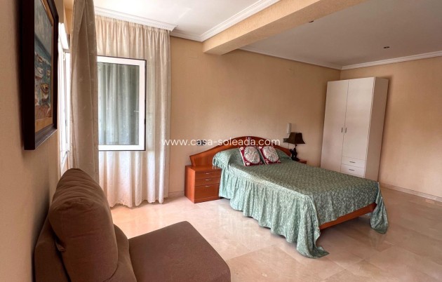 Resale - Apartment / flat - Torrevieja