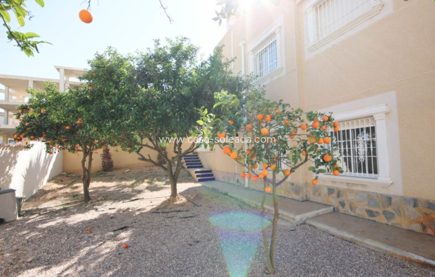 Resale - Villa - La Zenia