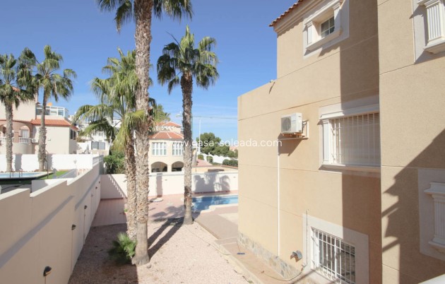 Resale - Villa - La Zenia