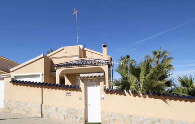 Resale - Villa - La Zenia