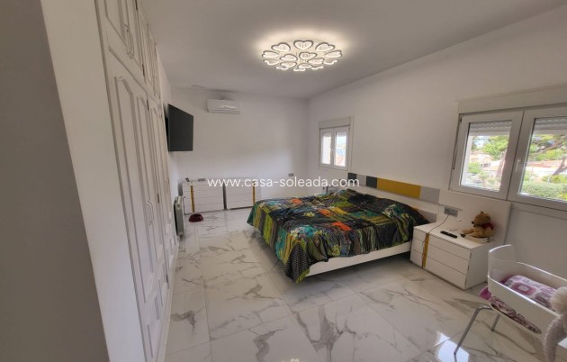 Herverkoop - Villa - Alicante - Costa Blanca