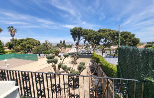 Herverkoop - Villa - Alicante - Costa Blanca