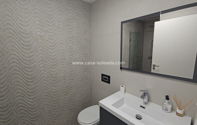 Herverkoop - Appartement / flat - Torrevieja