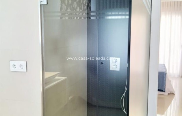 Herverkoop - Appartement / flat - Torrevieja
