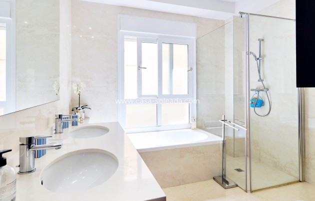 Herverkoop - Appartement / flat - Torrevieja