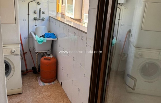 Herverkoop - Appartement / flat - Torrevieja - Las Piscinas Naturales