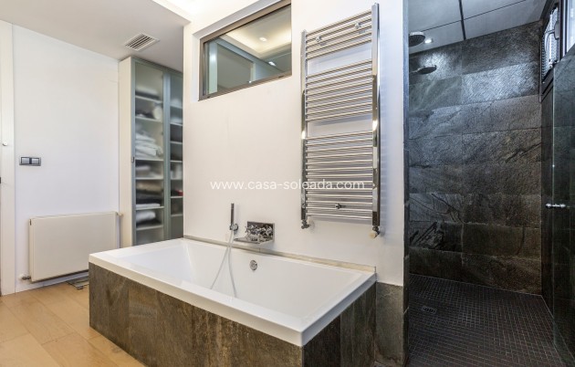 Revente - Villa - San Juan de Alicante