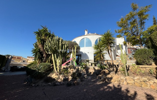 Resale - Villa - Ciudad Quesada