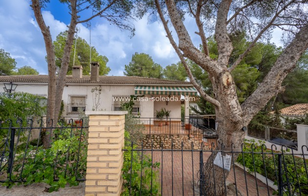 Wiederverkauf - Villa - Pilar de la Horadada - Pinar de Campoverde