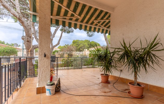 Wiederverkauf - Villa - Pilar de la Horadada - Pinar de Campoverde