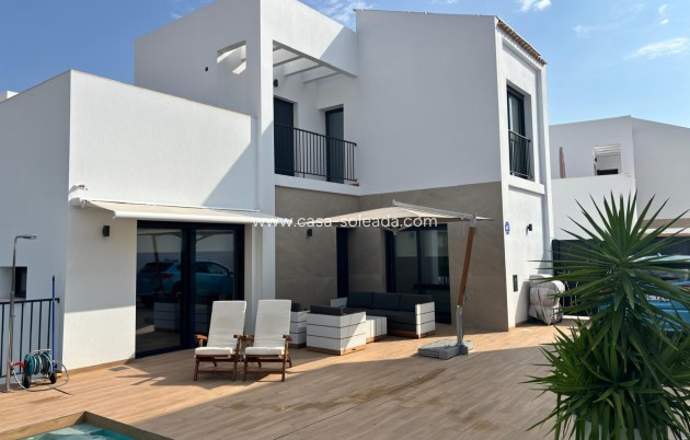 Herverkoop - Villa - Ciudad Quesada