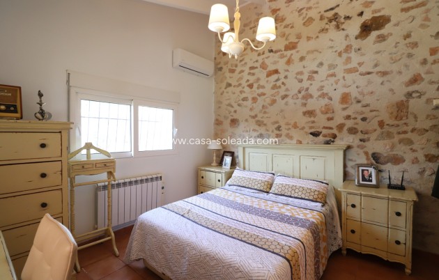 Resale - Country Property/Finca - Benijofar