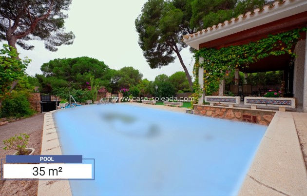 Herverkoop - Villa - Dehesa De Campoamor