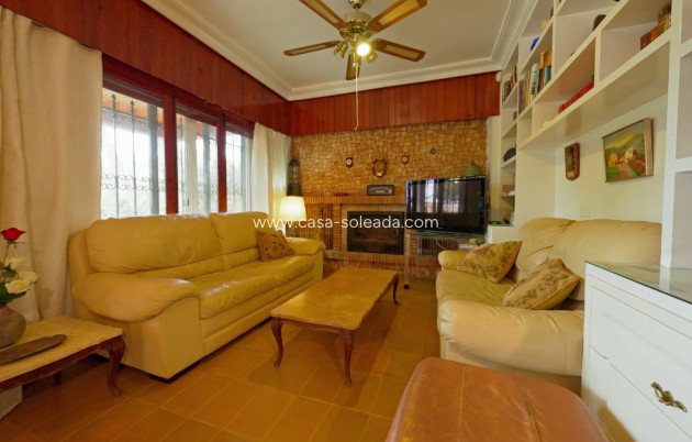 Herverkoop - Villa - Dehesa De Campoamor