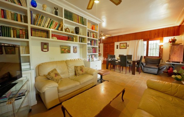 Herverkoop - Villa - Dehesa De Campoamor
