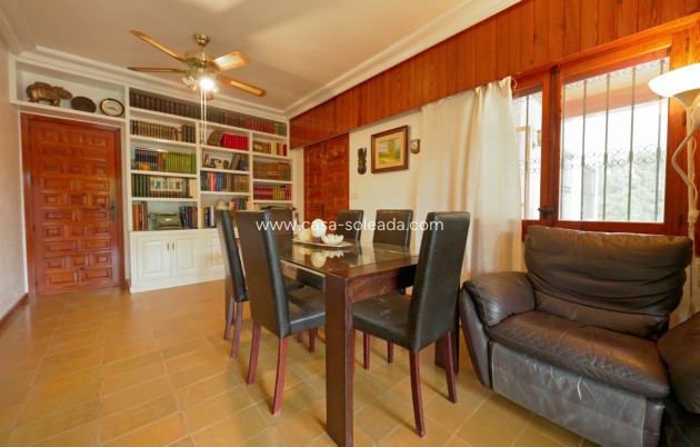 Herverkoop - Villa - Dehesa De Campoamor