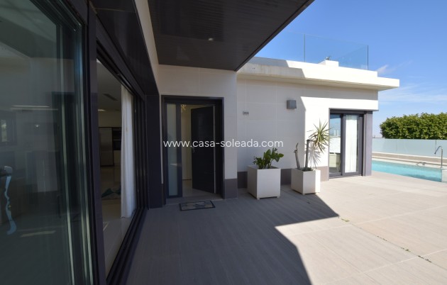Resale - Villa - San Miguel de Salinas