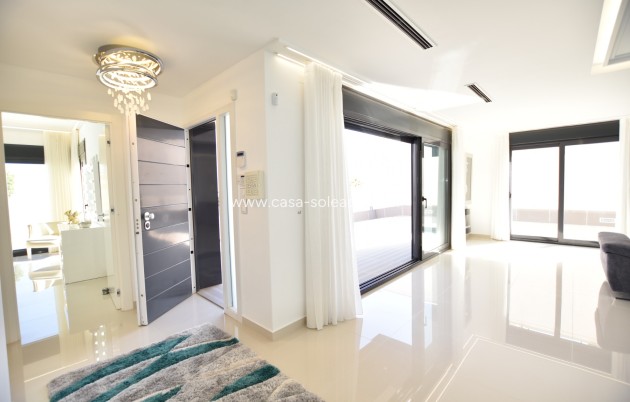 Resale - Villa - San Miguel de Salinas
